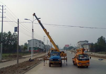 Kasi msewu wa msewu wa zuŵa ukukhalilira mu mazuŵa gha vula?-风向标-4组-夏雨雨,